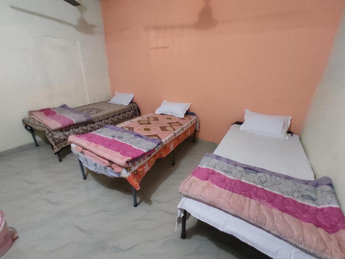Superinn Home Stay& Guest House Agra  Eksteriør billede