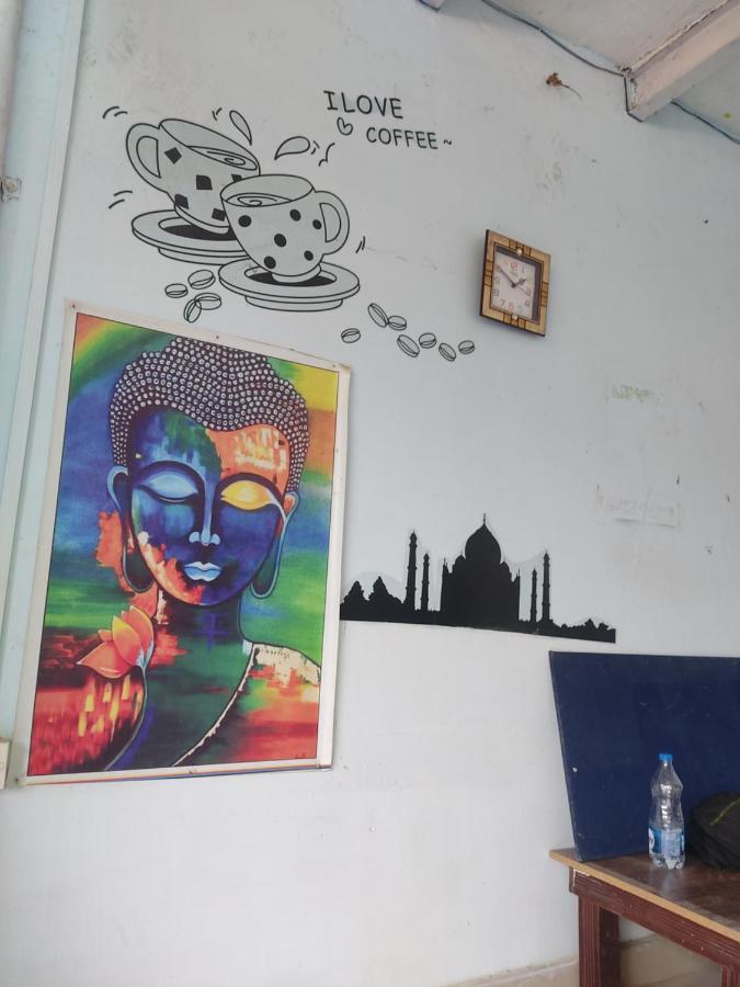 Superinn Home Stay& Guest House Agra  Eksteriør billede