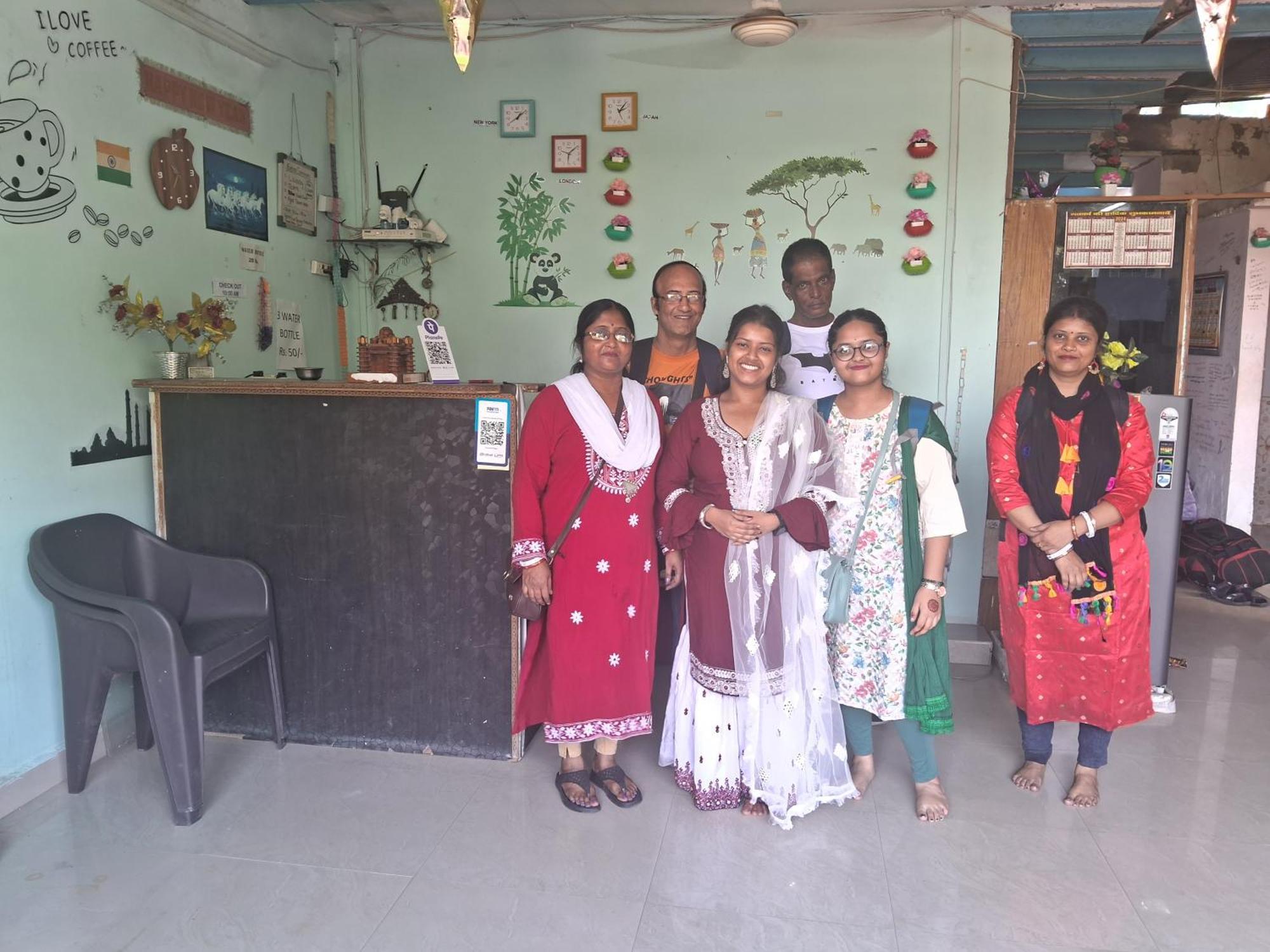 Superinn Home Stay& Guest House Agra  Eksteriør billede